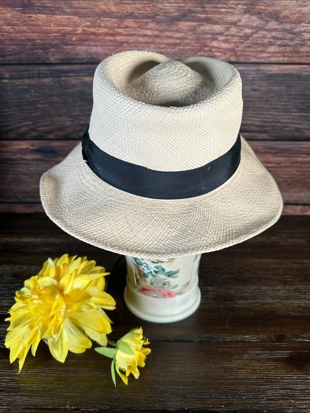 Peter Beaton classic beige